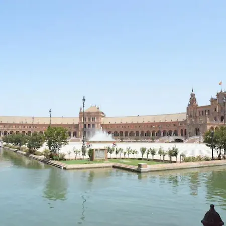 Apartamento A Estrenar Frente A La Plaza De España * Sevilla