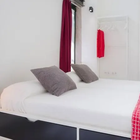 Apartamento A Estrenar Frente A La Plaza De España *